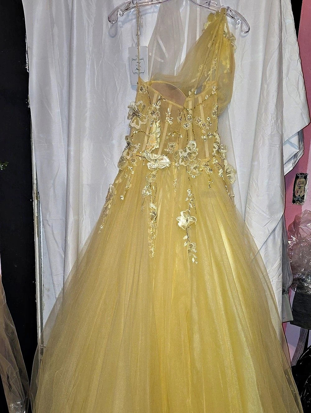Tarik Ediz 52138 Yellow Embellished Wedding Gown Size 2 NWT